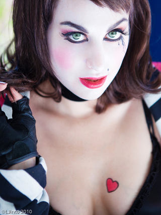 Illustration for article titled Mad Moxxi Looks Less Bonkers In Person
